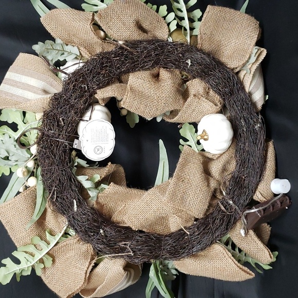 Martha Stewart NWT Pumpkins and Pine Cones Lighted Wreath - Picture 5 of 8